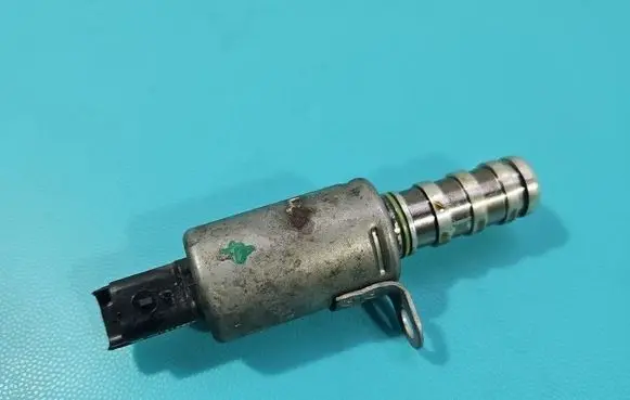 Peugeot 508 II Camshaft position sensor 9825813780 IMPRK1571276