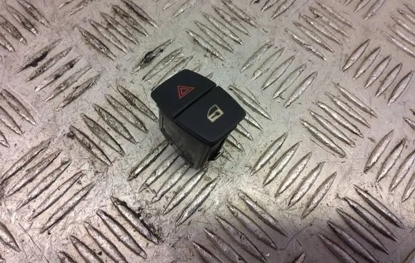 BMW 2 F22 F23 Hazard light switch 9231786