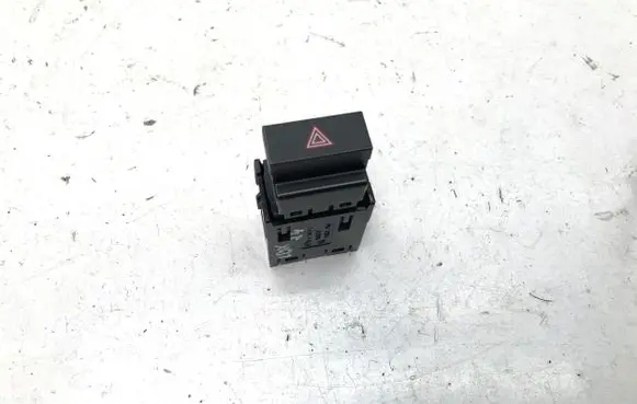 Lexus LBX Hazard light switch 15G527