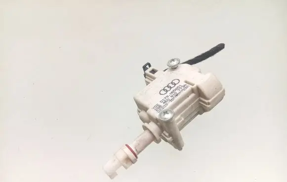 Audi A8 S8 D3 4E Fuel tank cap lock motor 4E0810773A