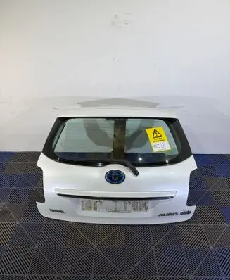 Toyota Auris 150 Tailgate/trunk/boot lid 
