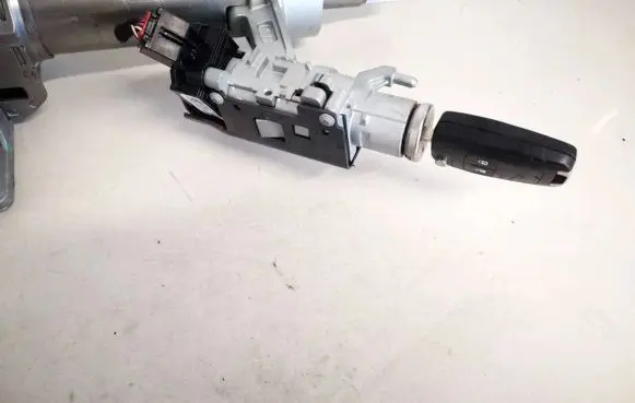 Opel Insignia A Ignition lock 20939745