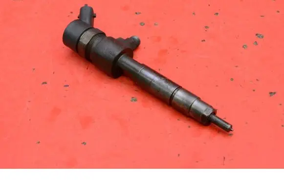 Opel Zafira B Fuel injector 0445110276