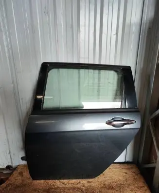 Honda Accord Rear door