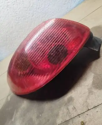 Peugeot 206 Rear/tail lights 2563