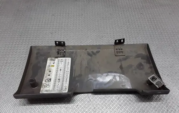 Land Rover Discovery Glove box lid/cover 