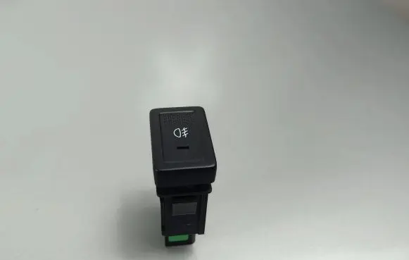 Fog light switch