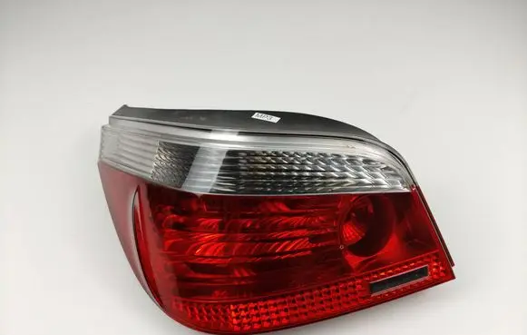 BMW 5 E60 E61 Rear/tail lights 7165737