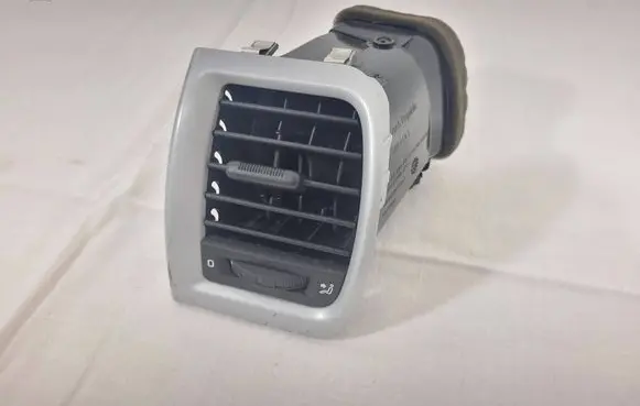 Skoda Fabia Mk2 (5J) Dashboard side air vent grill/cover trim 5J0819701 1411100