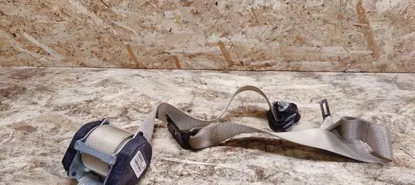 Cadillac SRX Rear seatbelt 20854482 616039300B