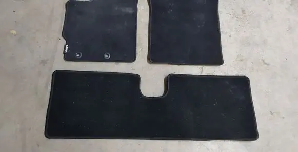 Toyota Yaris Car floor mat set PW2100D015