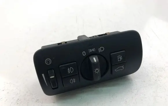 Volvo XC70 Light switch 30739414