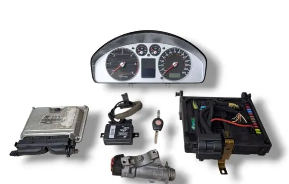 Ford Galaxy Engine ECU kit and lock set 0281011821 038906019NB