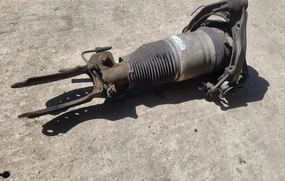 Audi Q7 4L Air suspension front shock absorber 7l8616039d