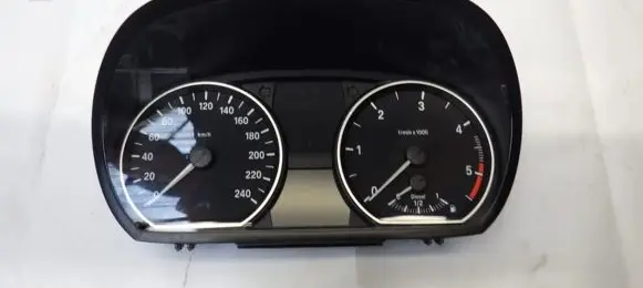 BMW 1 E81 E87 Speedometer (instrument cluster) 9187330