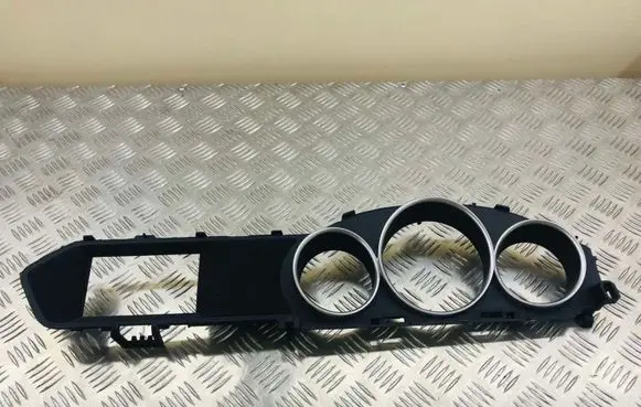 Mercedes-Benz C W204 Dashboard trim A2046890339