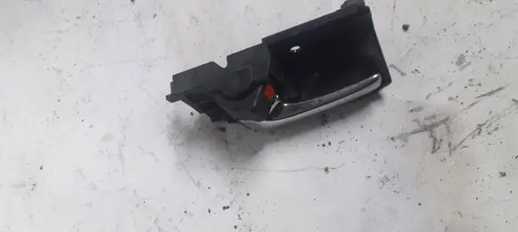 Toyota Corolla Verso E121 Front door interior handle