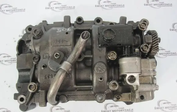 Audi A4 S4 B8 8K Oil pump 03G115105G 03L103535