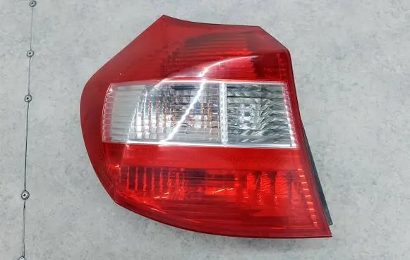 BMW 1 E81 E87 Rear/tail lights 6324501