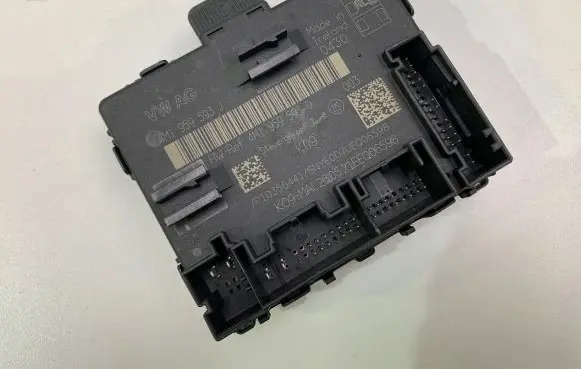 Audi A7 S7 4K8 Door control unit/module 4M1959593D