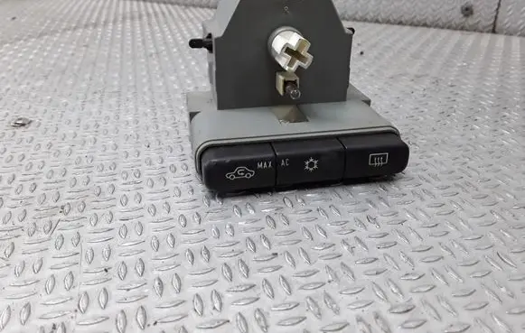 Opel Zafira A Climate control unit 501732 10559839