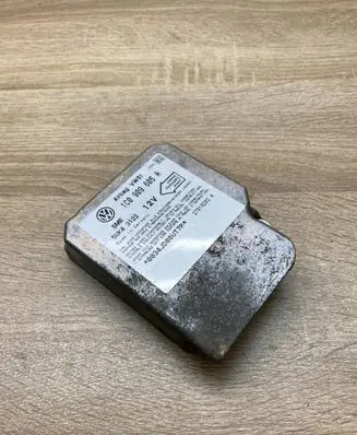 Volkswagen Golf IV Airbag control unit/module 1C0909605A 5WK43122