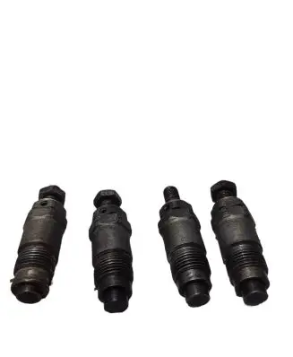 Toyota Land Cruiser (BJ70) Fuel injectors set 263012h