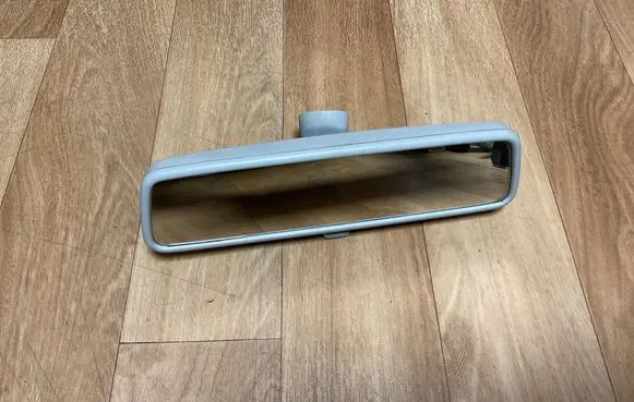 Volkswagen PASSAT B5 Rear view mirror (interior) 3B0857511G
