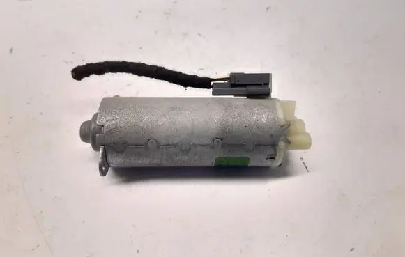 Audi A6 S6 C6 4F Seat adjustment motor 0130002530 19839211 12020830