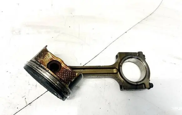 Mazda 5 Piston with connecting rod