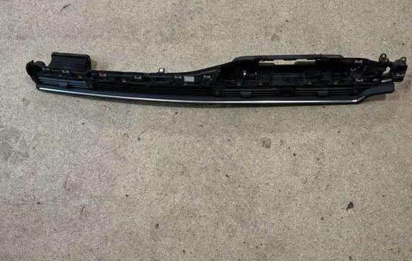 Audi A4 S4 B9 Dash center air vent grill 8W1820902D