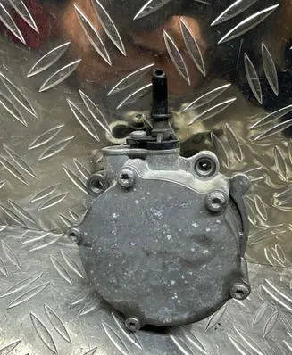 Citroen C4 Cactus Vacuum pump 9812133880 16L630296