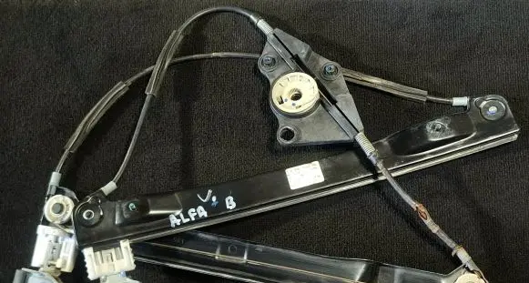 Alfa Romeo 159 Front window lifting mechanism without motor 275341 0511208 RA1970