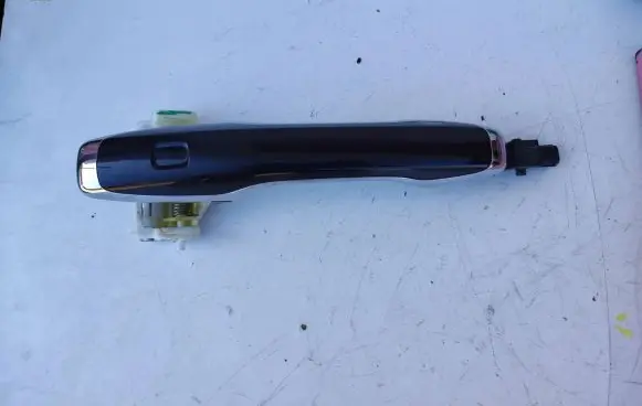 Volvo XC90 Front door exterior handle 31408437 37408456