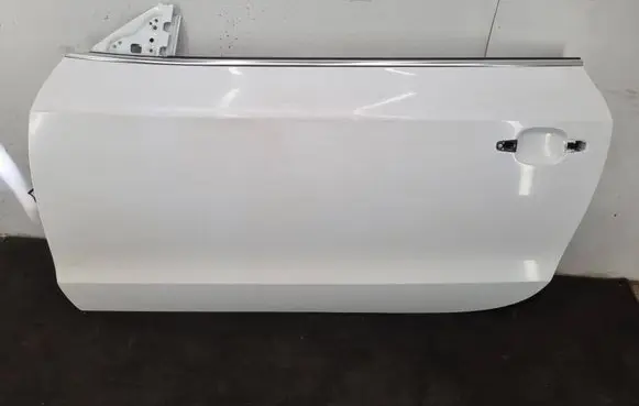 Door (2 Door Coupe)