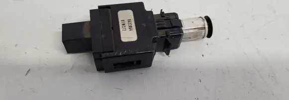 Volvo V70 Brake pedal sensor switch 8622064 01W372