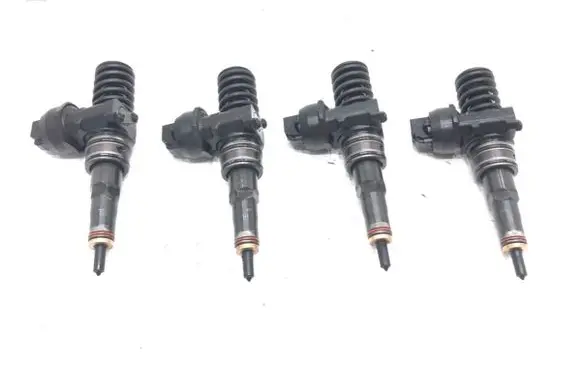 Audi A3 S3 8P Fuel injectors set 038130073AK