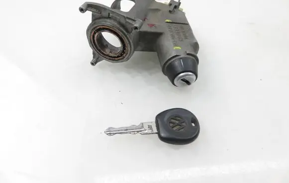 Volkswagen Golf II Ignition lock 357905851D