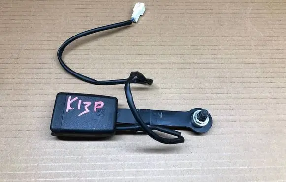 Nissan Micra Front seatbelt buckle 