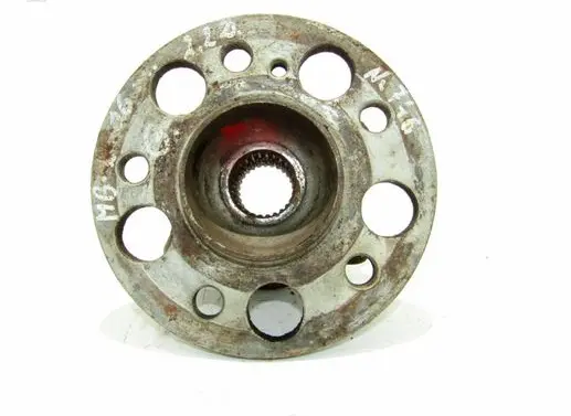 Mercedes-Benz E W211 Rear wheel hub