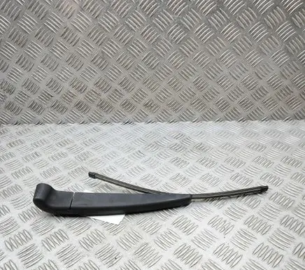 BMW X5 G05 Rear wiper blade arm 7442095