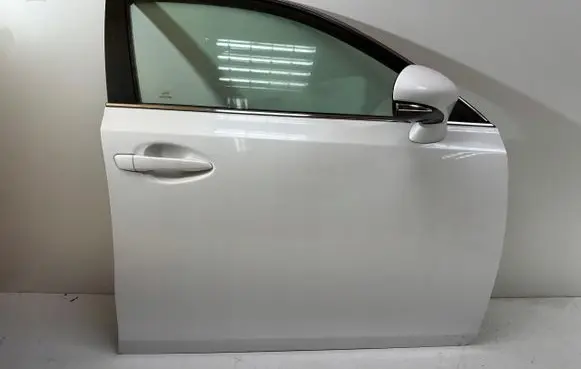 Lexus CT 200H Front door 00000000