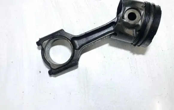 Opel Vectra C Piston with connecting rod