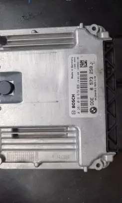 BMW 1 F20 F21 Engine control unit/module 8573258 0281019679