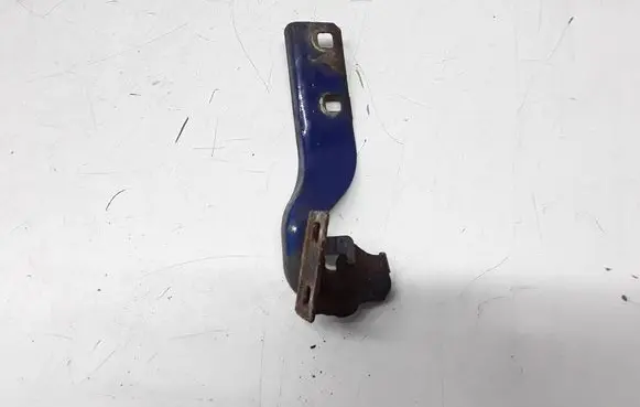 Engine bonnet/hood hinges