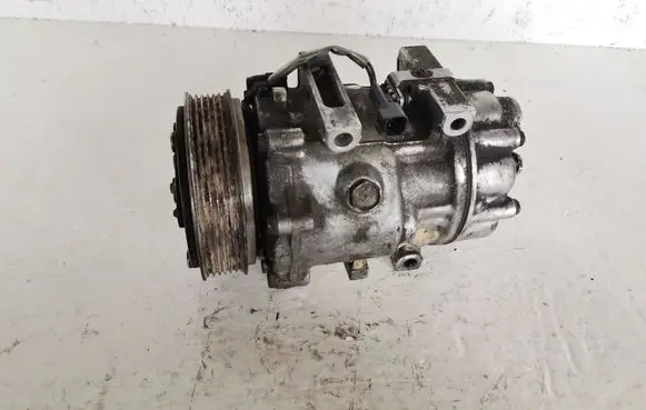 Ford Focus Air conditioning (A/C) compressor (pump) 3M5H19D629HC