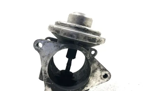 Volkswagen Golf Plus EGR valve 038129637D