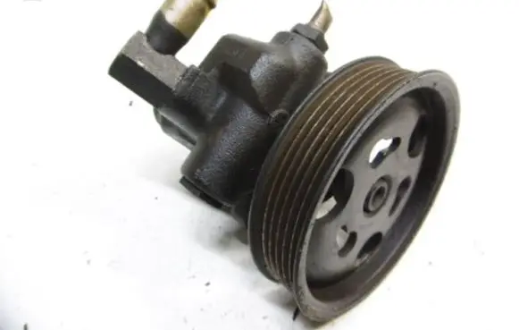 Ford Fiesta Power steering pump 96BF-3A733-AD