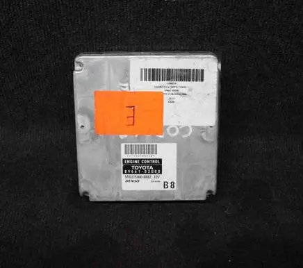 Toyota Corolla E120 E130 Engine control unit/module