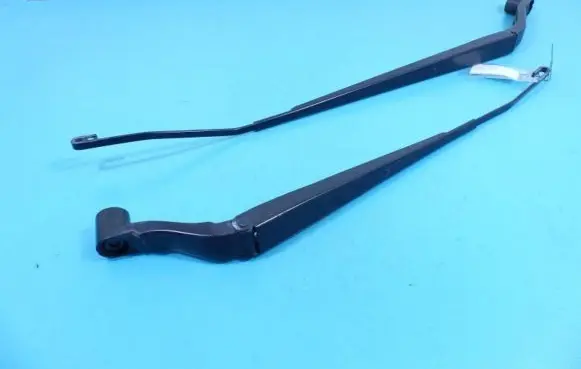 Nissan X-Trail T32 Front wiper blade arm IMPRK1256141